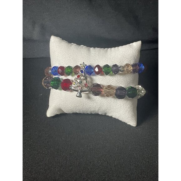 Avon Studio 1886 Holly Jolly Dual-Strand Bracelet with Tree Charm - Picture 1 of 4